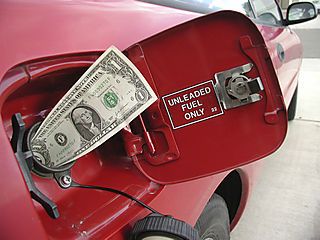 Правительство оставляет нам транспортный налог, но при этом повысят акциз на бензин 